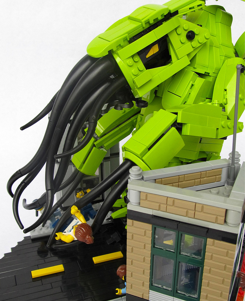 Illustration for article titled These Cthulhu LEGO sets will drive you insane with little plastic bricks